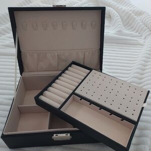 NWOT - Black Jewelry Box W/key